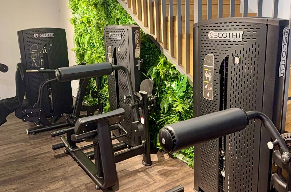 fitnessstudio-fitplus-obernburg-geraetetraining